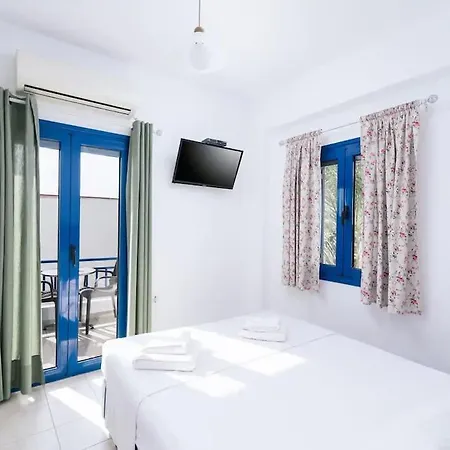 Zorbas Apartments-Am Strand Von Léntas Exteriér fotografie