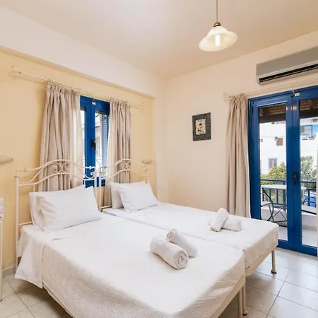 Zorbas Apartments-Am Strand Von Léntas Exteriér fotografie