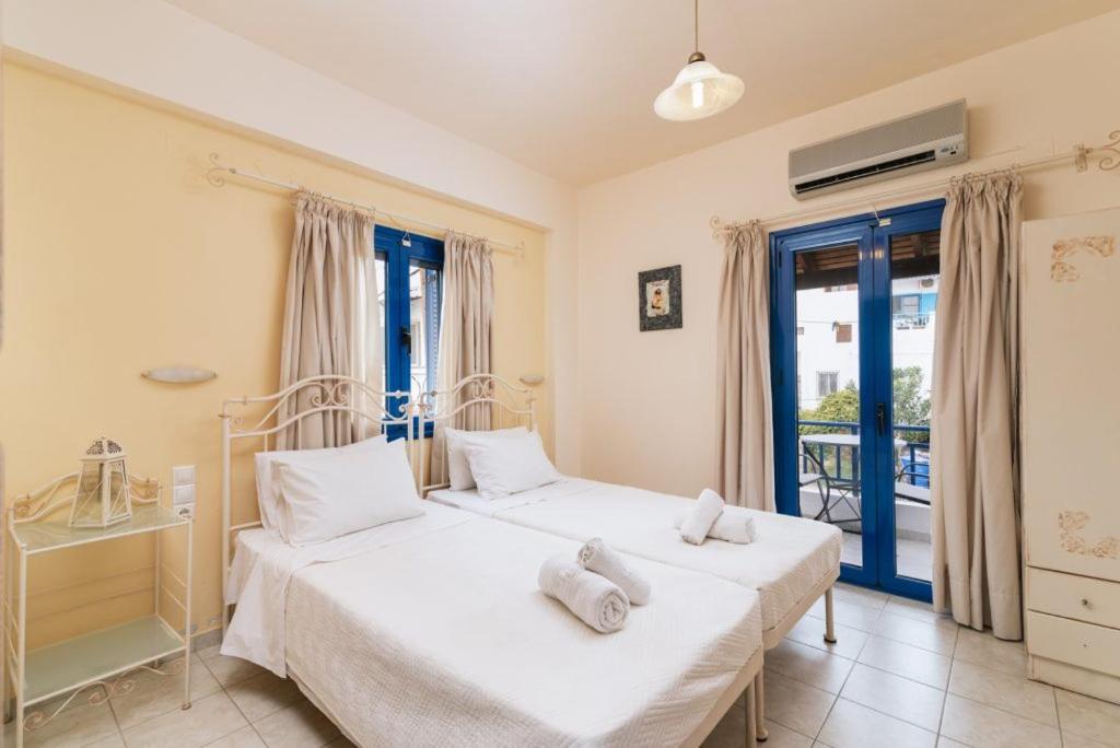 Zorbas Apartments-am Von * Lentas