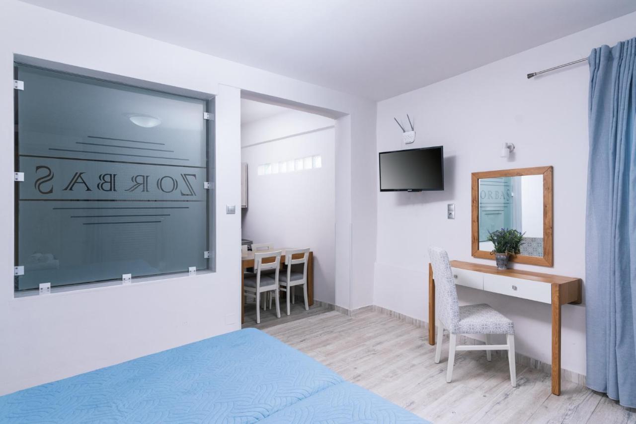 Apartment Zorbas Apartments-am Von Lentas
